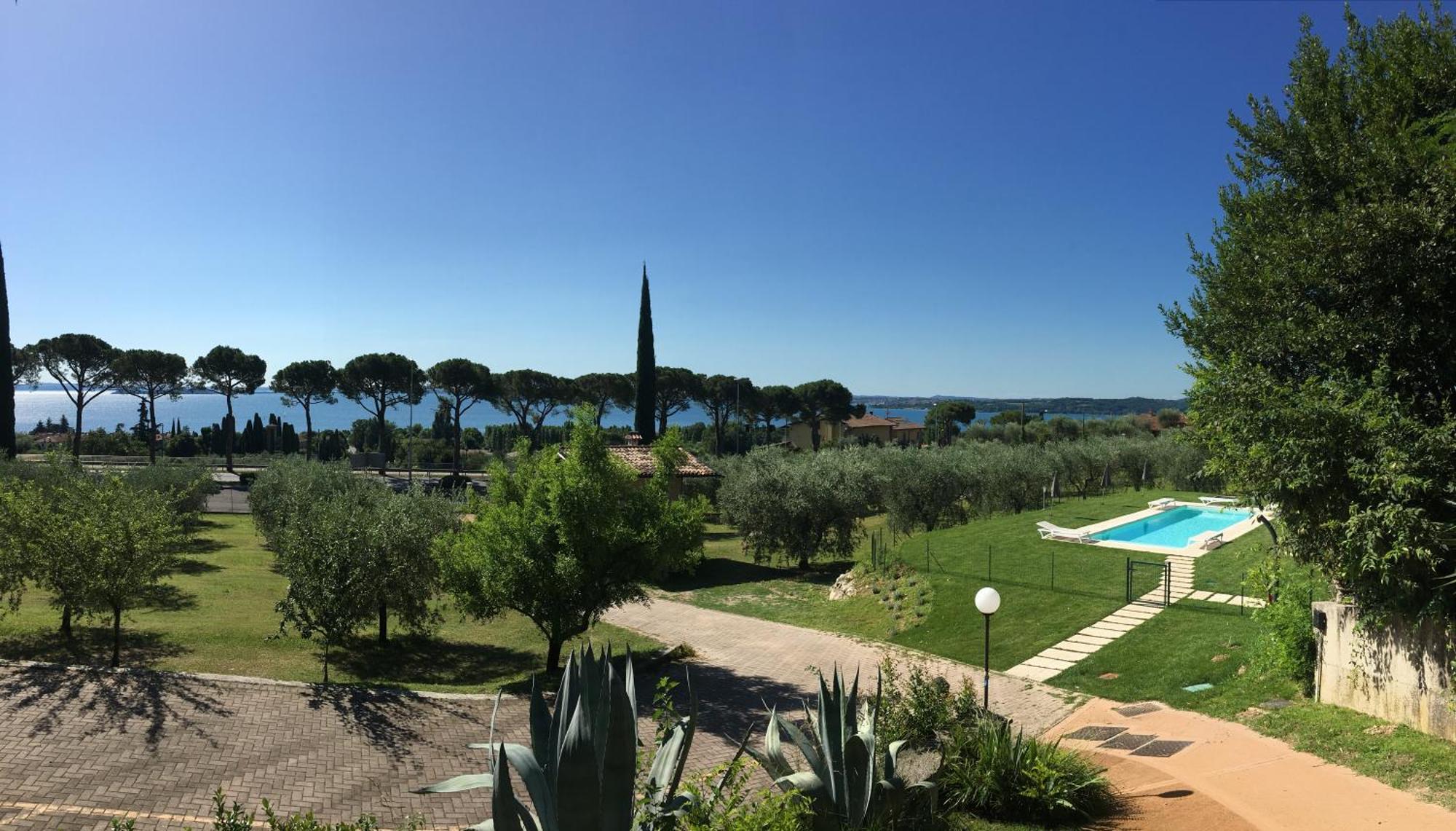 Agriturismo Nonna Bettina モニーガ・デル・ガルダ エクステリア 写真