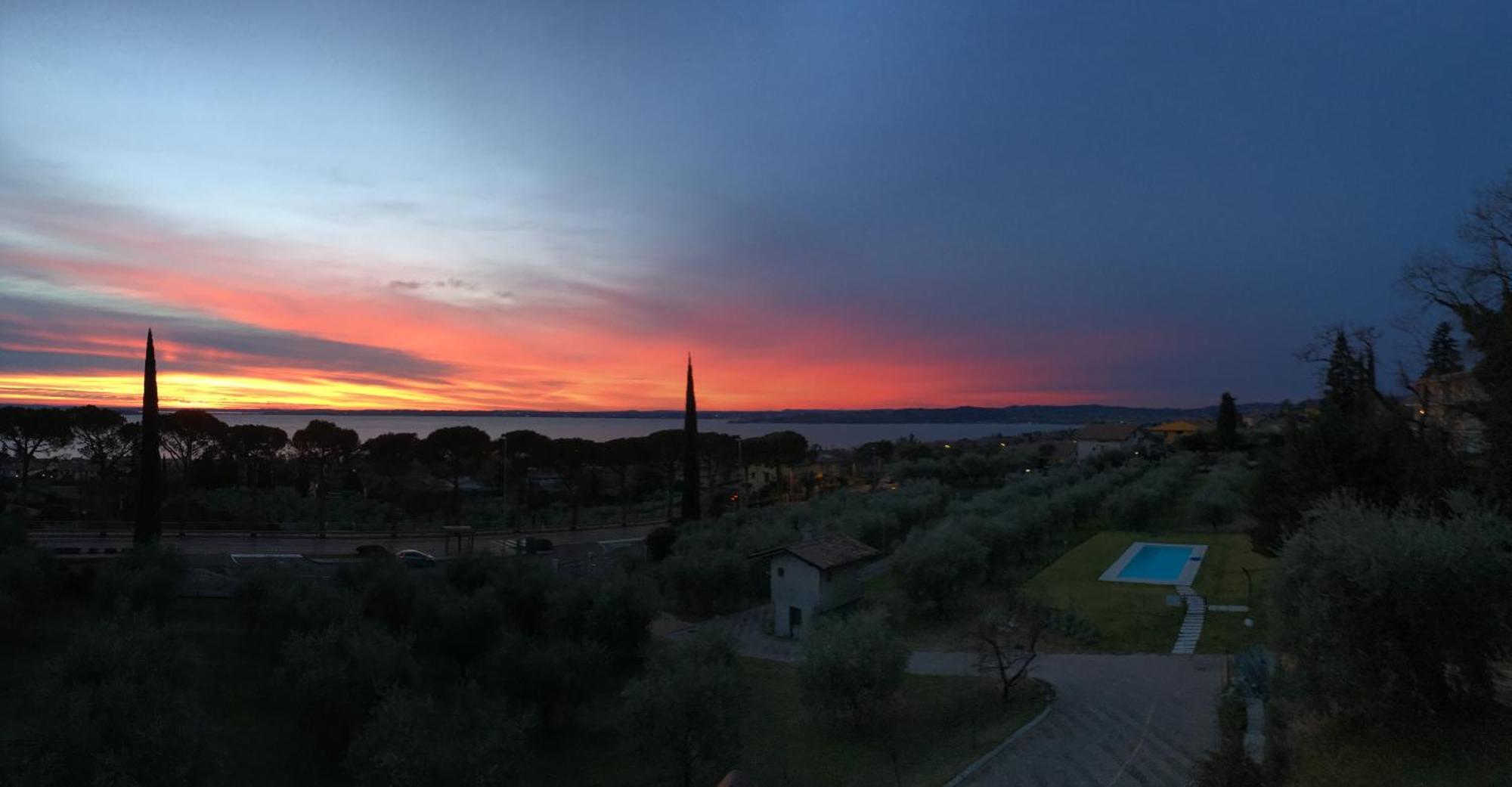 Agriturismo Nonna Bettina モニーガ・デル・ガルダ エクステリア 写真