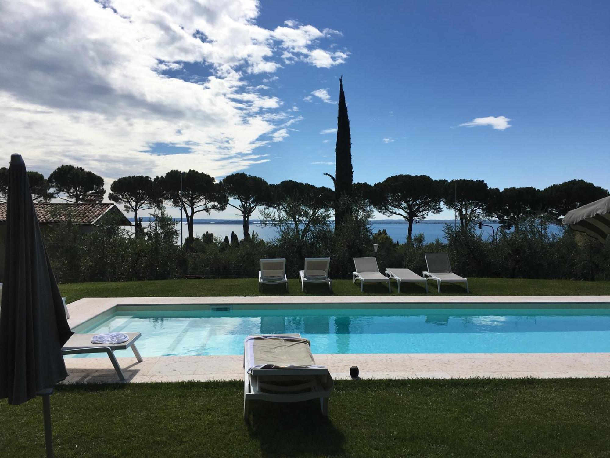 Agriturismo Nonna Bettina モニーガ・デル・ガルダ エクステリア 写真